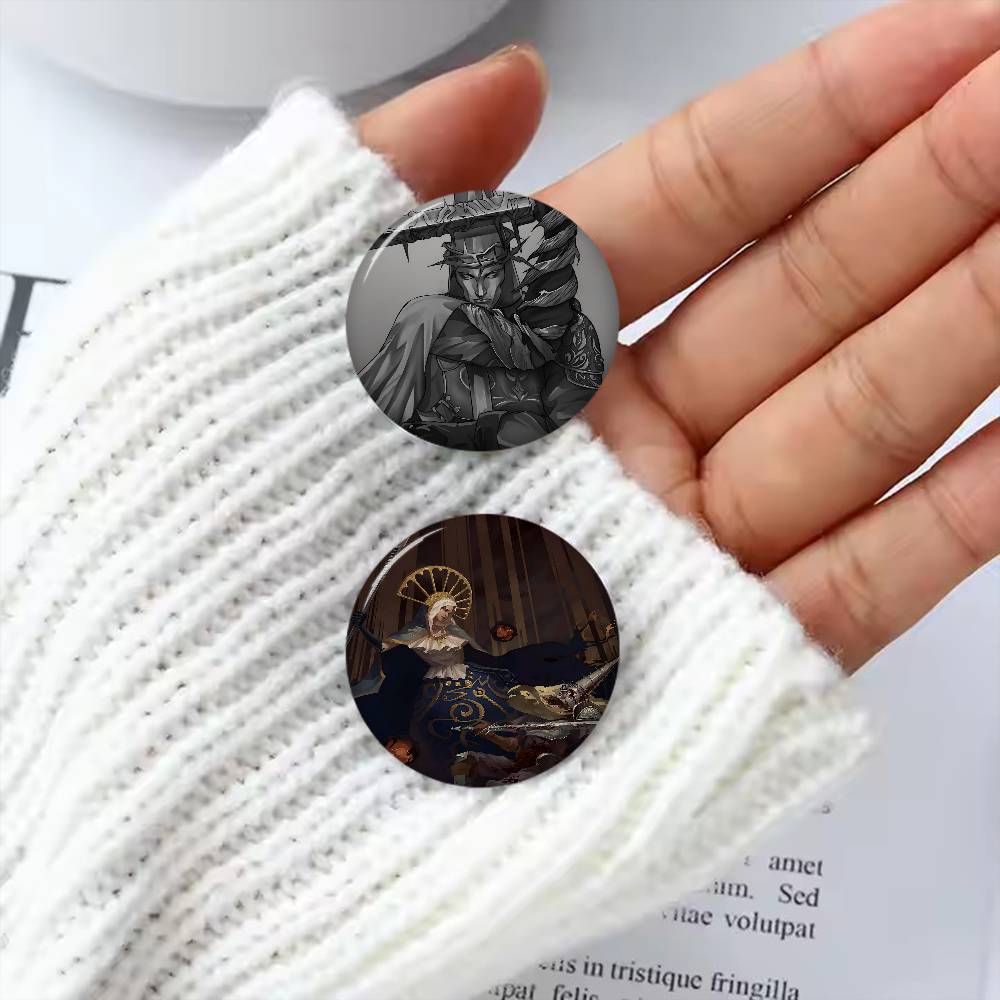 Badge souple Blasphemous Gnarp - Gaming Console Buttons avis et prix